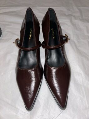 NWOT Shigunia Pointed-toe Mary Jane Pumps EU41/US9.5